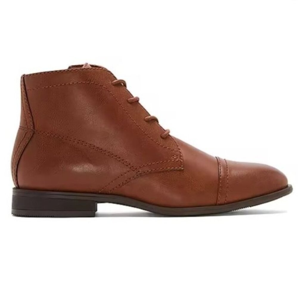 Frye and CO Mullen Brush brown Men's Mullen Flat Heel Chukka Lace-Up Boots